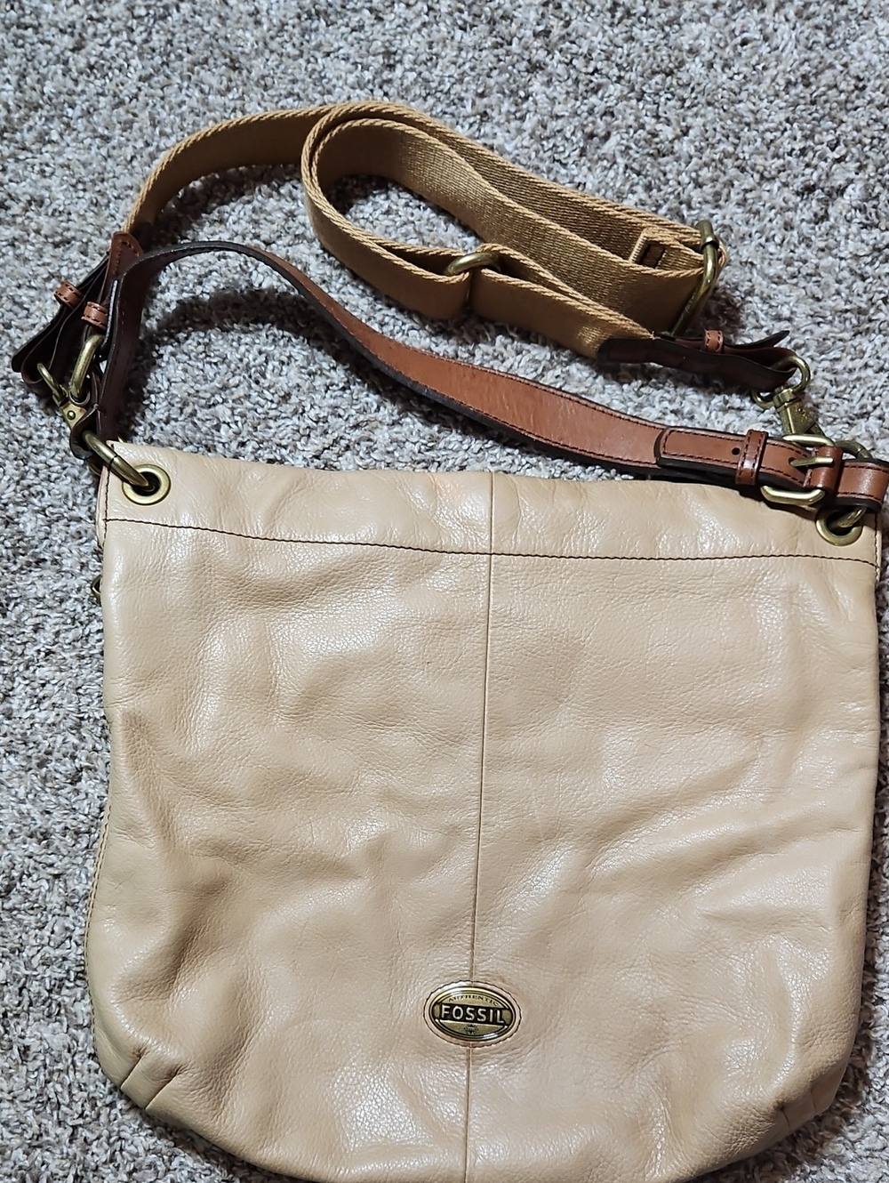 Fossil Tan/Beige Leather Crossbody Bag with Adjustable Strap